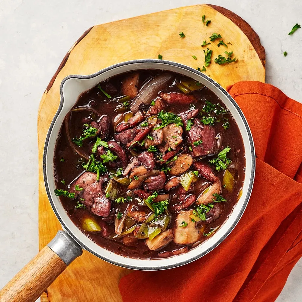 Coq au vin på kycklingfilé